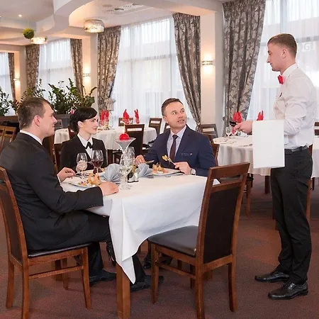 Hotel Zimowit 3*