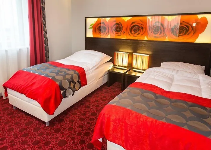 吉莫维特酒店 热舒夫