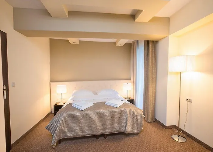 吉莫维特酒店 3*